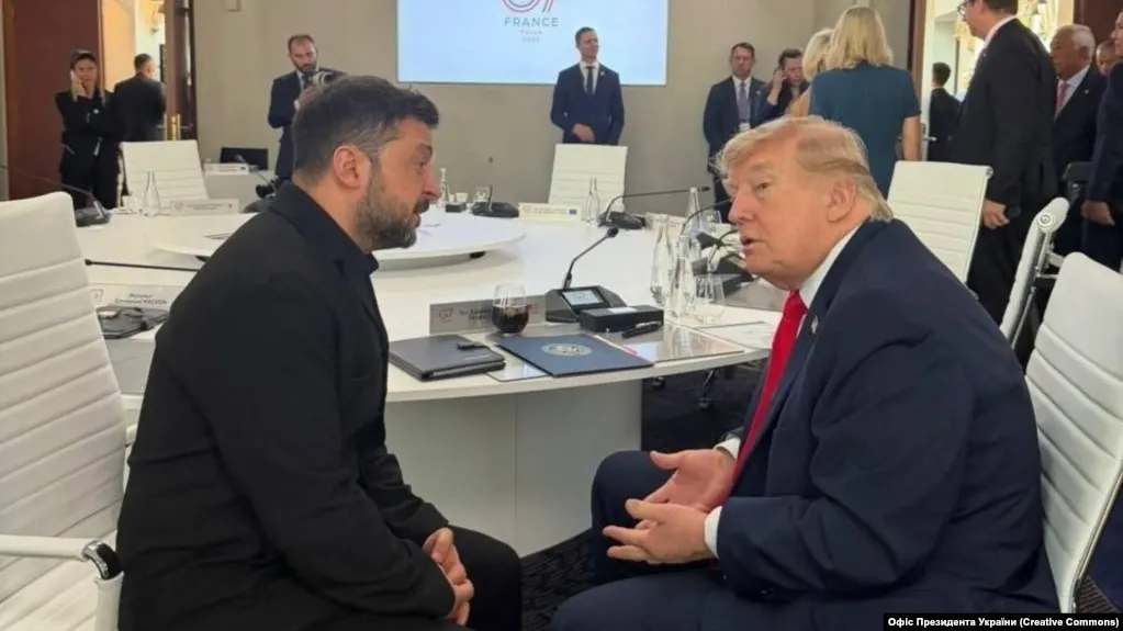 На саммите G7 в Эвиане лидеры согласовали необходимость наращивания давления на Россию — обсуждаются новые санкции в энергетике и банковском секторе, а также дополнительные поставки средств ПВО Украине.