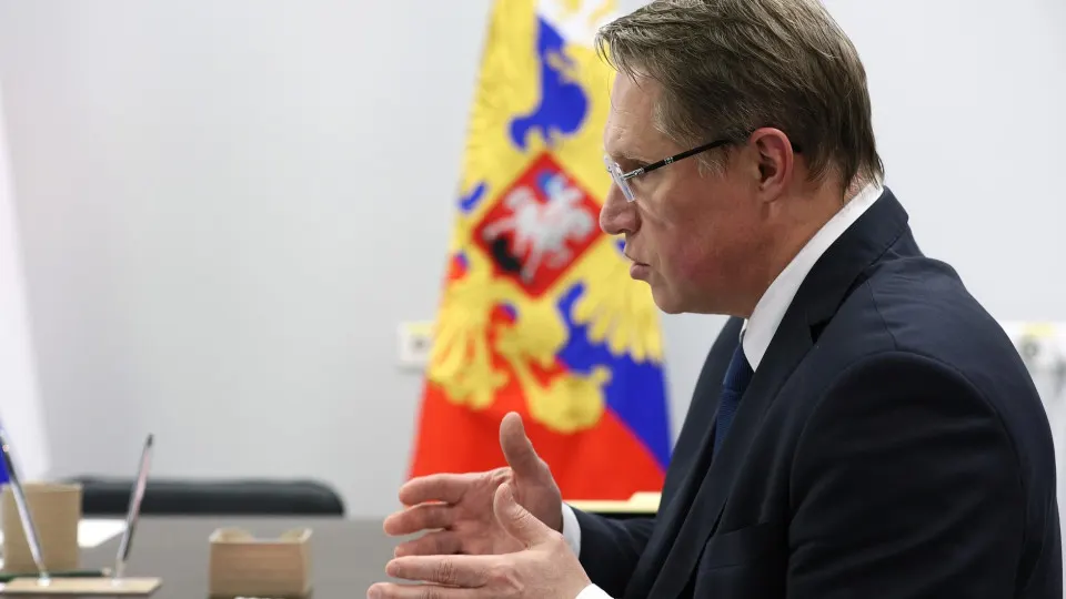 Министр здравоохранения заявил, что большая часть ординаторов в этом году пройдёт обучение по целевым контрактам; также обсуждены рост приёма в медобразование и закон об обязательной отработке выпускников.