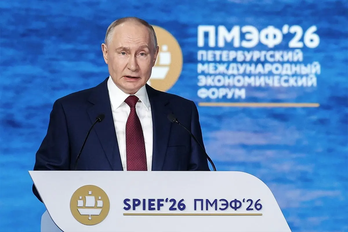 Президент России отверг предложение личной встречи и временного прекращения огня, назвав обращение украинского лидера «бумажкой с элементами хамства» и заявив, что высший уровень переговоров возможен лишь при наличии конкретных договорённостей.