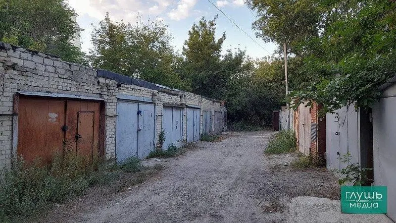 Госдума продлила действие «гаражной амнистии» ещё на пять лет: оформить земельные участки под гаражами и сами гаражи можно будет в упрощённом порядке до 1 сентября 2031 года.