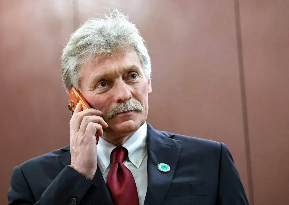 Представитель Кремля Дмитрий Песков сообщил о продолжающихся переговорах с Telegram по восстановлению доступа к приложению. По его словам, активность мессенджера в диалоге пока невысока; при этом сервис остаётся одним из лидеров по популярности в России несмотря на введённые ограничения.