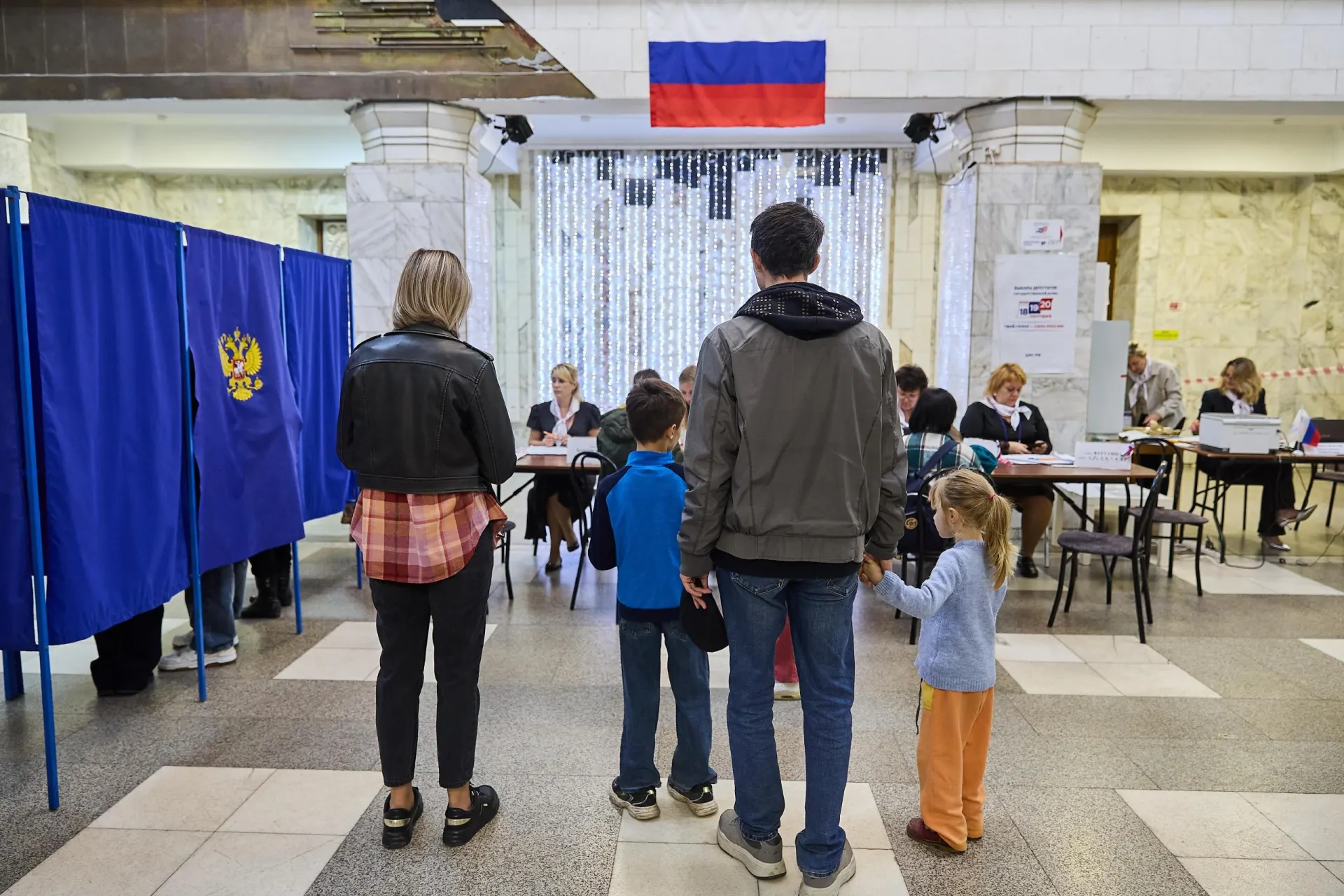 Подводим итоги третьего дня голосования: явка оказалась выше, чем в прошлых кампаниях.