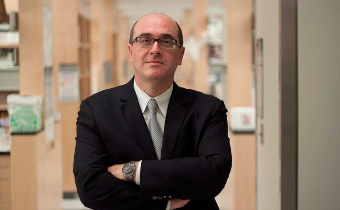 Физик Андрей Ростовцев описал вклад учёного Алексея Кабанова в развитие науки и рассказал, как война и деградация правовой среды в России приводят к вытеснению сильных учёных и росту влияния посредственности.