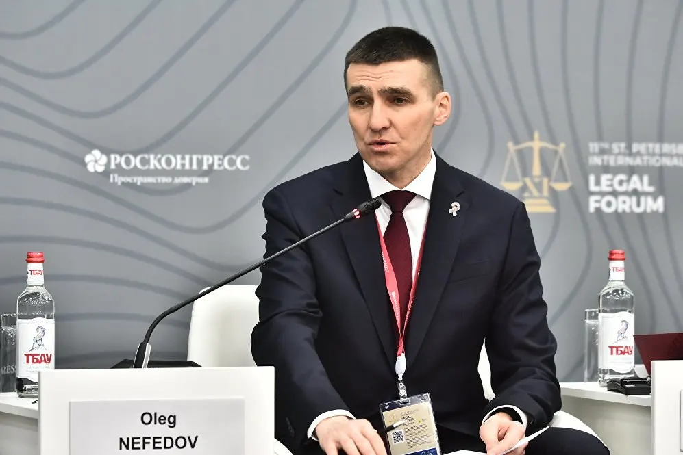 Высшая квалификационная коллегия судей 26 мая рассмотрит ходатайство о рекомендации кандидатуры судьи Верховного Суда Олега Нефедова на должность заместителя председателя — председателя коллегии по гражданским делам. Ранее он выносил решения о запрете так называемых «движения ЛГБТ» и «Международного движения сатанизма», а также признавал экстремистским юридическое лицо ФБК.