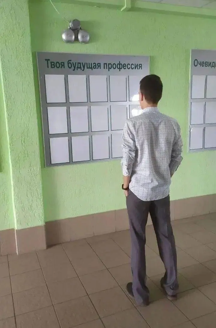 Законопроект подразумевает, что в магистратуру смогут поступать либо выпускники профильного бакалавриата, либо соискатели с опытом работы по специальности; соответствующие требования предлагается закреплять в образовательных стандартах.