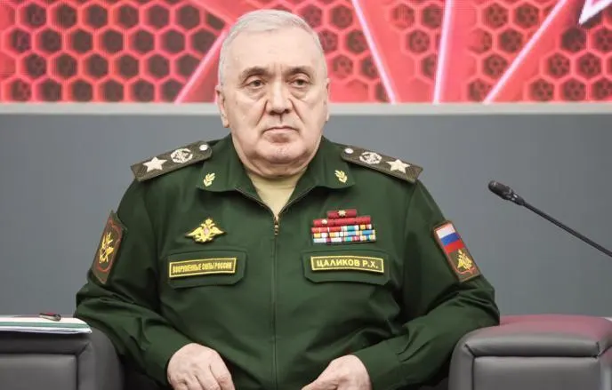 Иск направлен в суд против родственников, связанных компаний и предпринимателей. Прокуратура полагает, что часть имущества могла быть приобретена на средства с неподтверждённым законным происхождением; подсудимый вину отрицает.