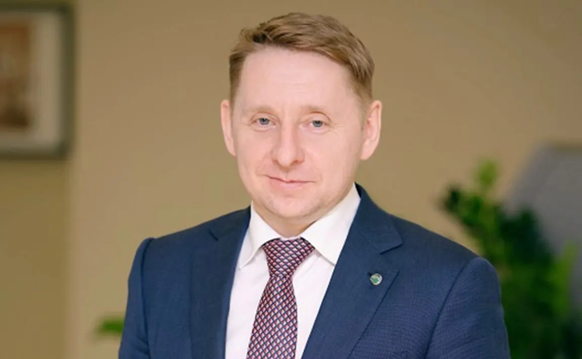Минфин США объявил о снятии санкций с бывшего замглавы правления Сбербанка Сергея Мальцева и с уроженки Екатеринбурга Ольги Райкес. Австрийская Vend Ore GmbH остаётся под ограничениями, но, по сведениям Минфина, теперь связана с другим человеком.