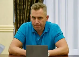 Совет Европейского союза расширил ограничительные меры против России: в новый санкционный список включили свыше 80 физических лиц и организаций, в том числе экс-омбудсмена Павла Астахова и генпрокурора Александра Гуцана.