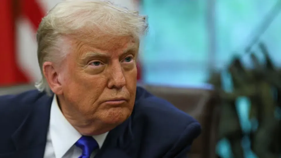 На саммите G7 американский президент заявил о готовности усиливать давление на Россию и поддержать Украину, предъявив условие помощи союзников в разминировании Ормузского пролива; лидеры согласовали ужесточение санкций и увеличение поставок ПВО.