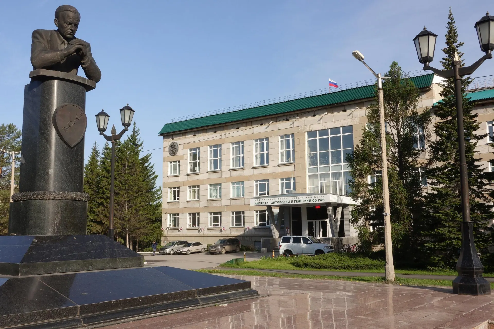 Закон №43‑ФЗ и сопутствующее постановление, которые вступают в силу 1 сентября 2026 года, ужесточают экспорт генетических данных и могут затормозить исследования, осложнить публикацию в международных журналах и создать риски уголовного преследования для учёных.