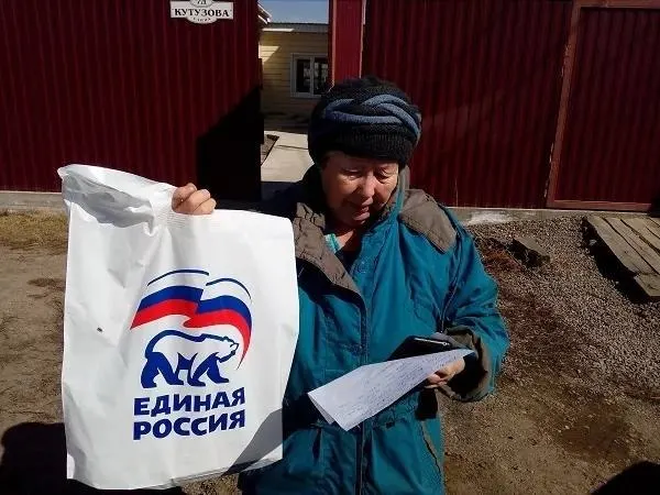 За месяц индекс рухнул на 9% — с 59 до 50, достигнув исторического минимума с 2011 года. Раскрученная тревога в обществе усилилась, а жалобы на финансовые трудности достигли максимума за двадцать лет.