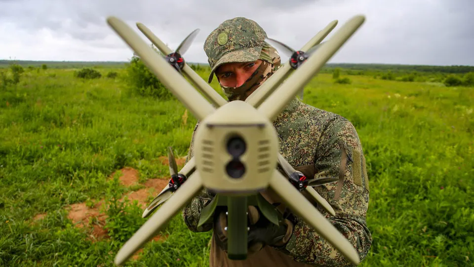 Формируются специализированные отряды FPV‑перехватчиков в рамках МВО; резервисты будут обеспечивать перехват беспилотников и защиту критически важной инфраструктуры.