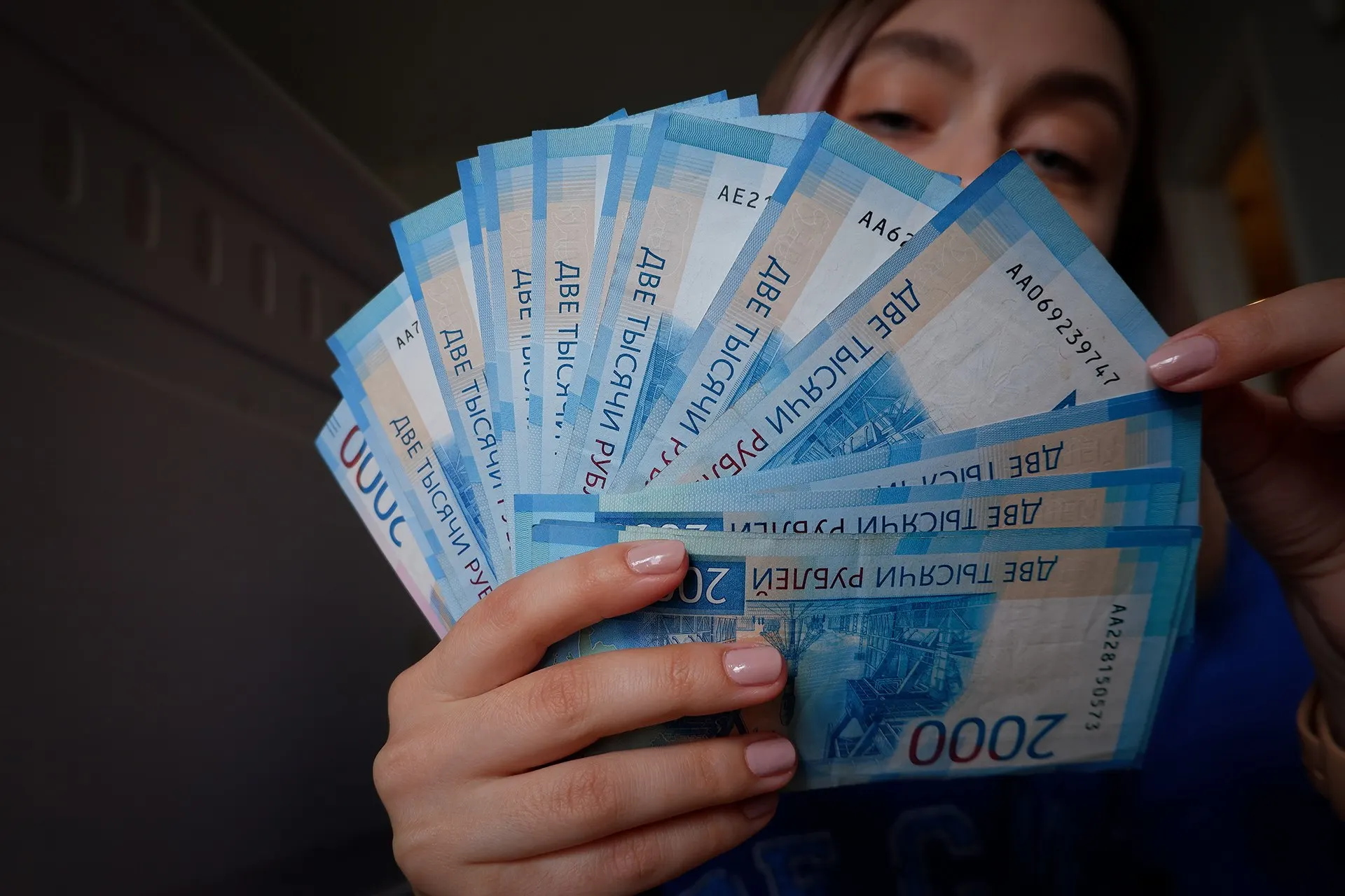 Новый налог может увеличить нагрузку на россиян; разберём цели правительства и последствия для семей со средним уровнем дохода.